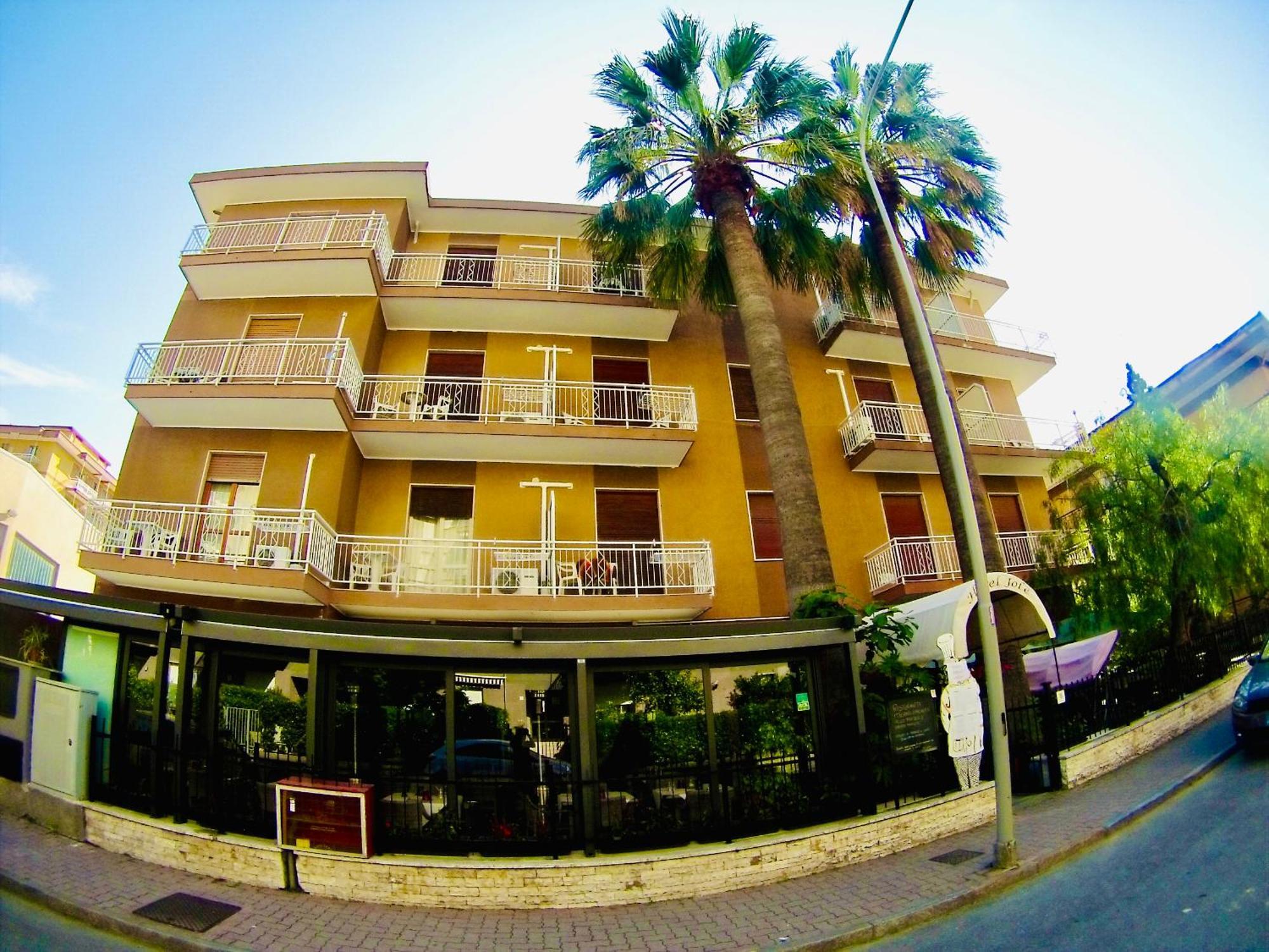 Hotel Jole Marina dʼMarina dʼAndora Extérieur photo
