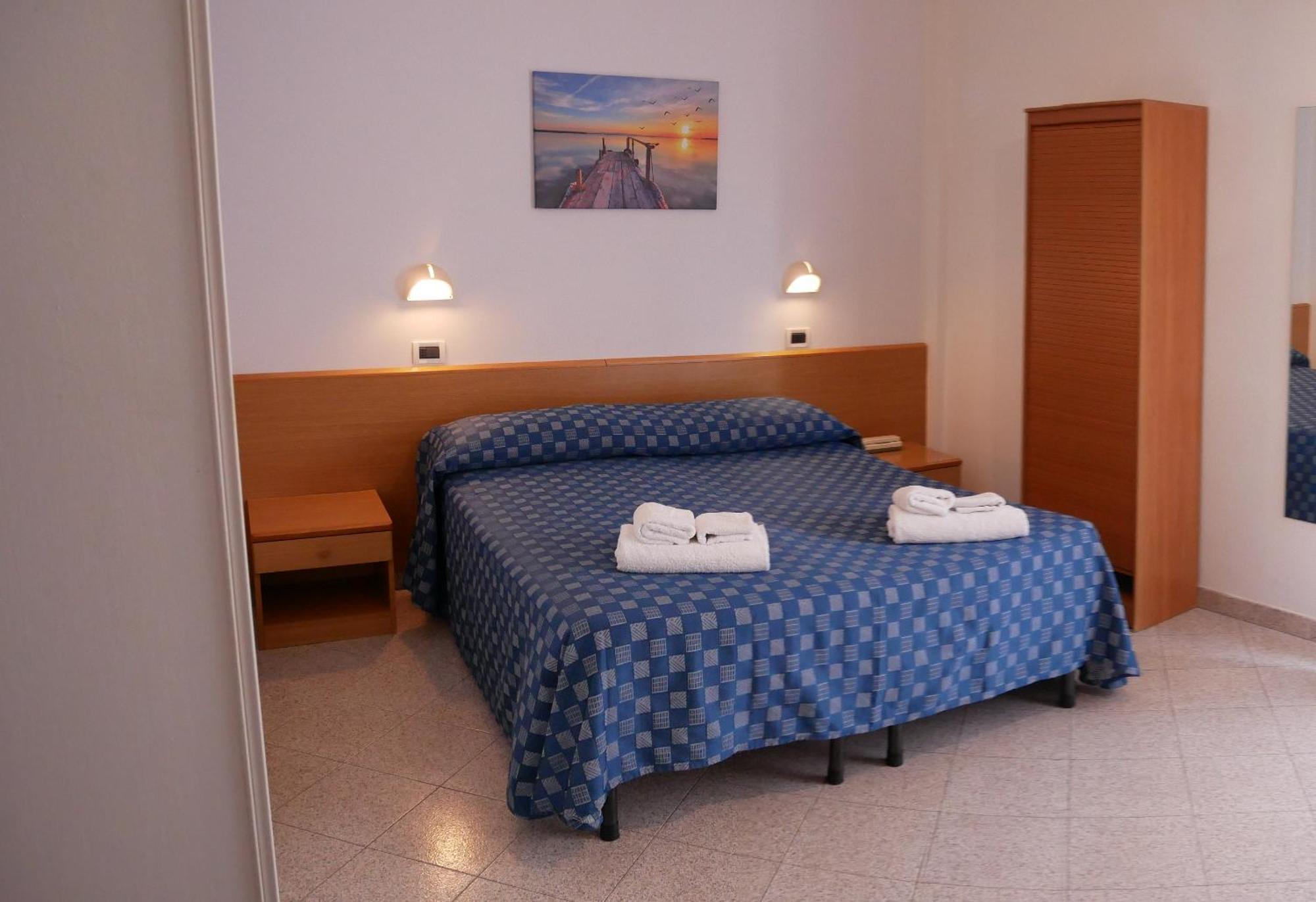 Hotel Jole Marina dʼMarina dʼAndora Extérieur photo