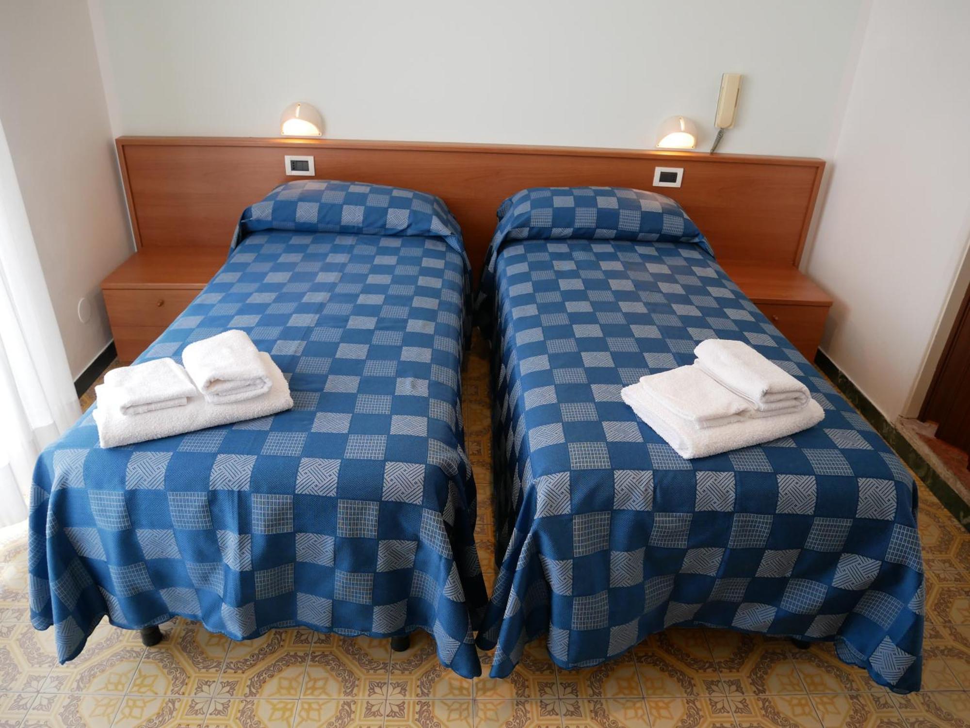 Hotel Jole Marina dʼMarina dʼAndora Extérieur photo